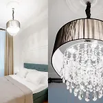 Apartamento Elegant With Sauna, Town Hall Square, Old Town