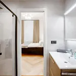 Elegant With Sauna, Town Hall Square, Old Town Apartament Tallin