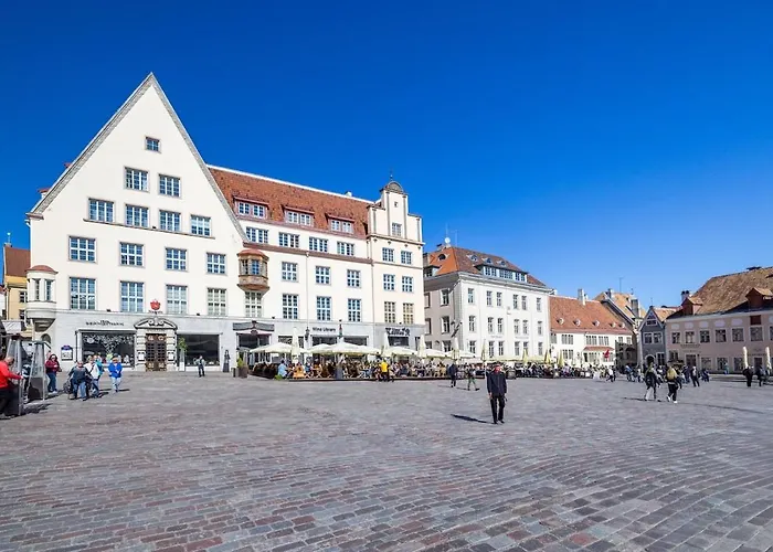 Elegant With Sauna, Town Hall Square, Old Town Talin